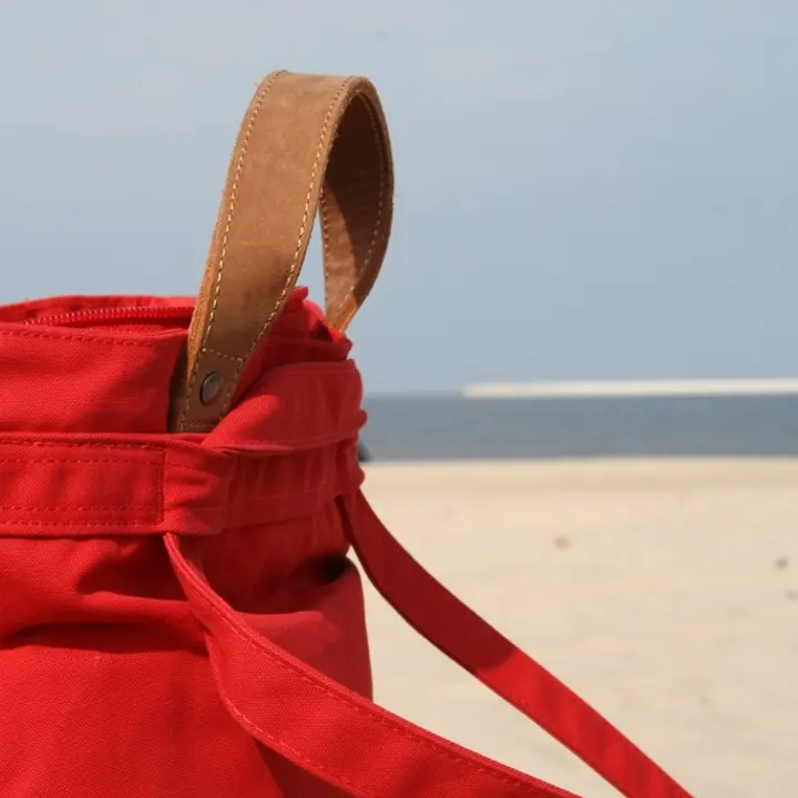 Canvas weekend tote